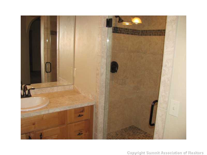 940 Whispering Pines Circle Breckenridge, CO 80424 - Photo 12 of 16 Bathroom.