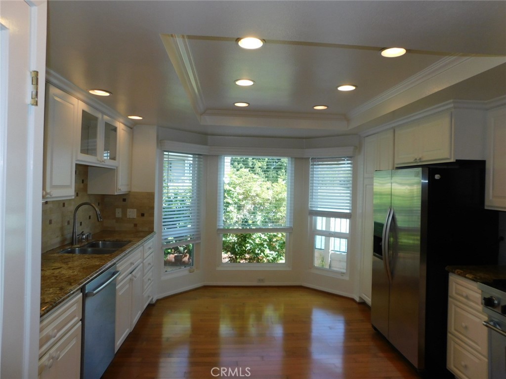 7 Lakeview Irvine, CA 92604 - Photo 11 of 51