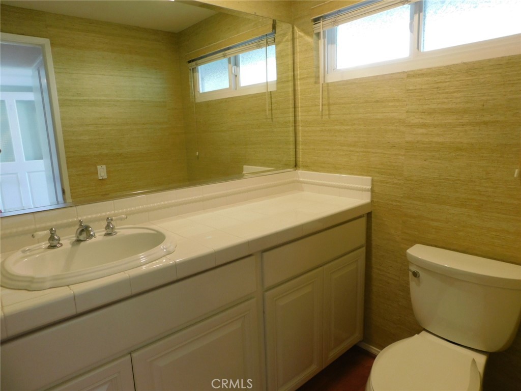 7 Lakeview Irvine, CA 92604 - Photo 9 of 51