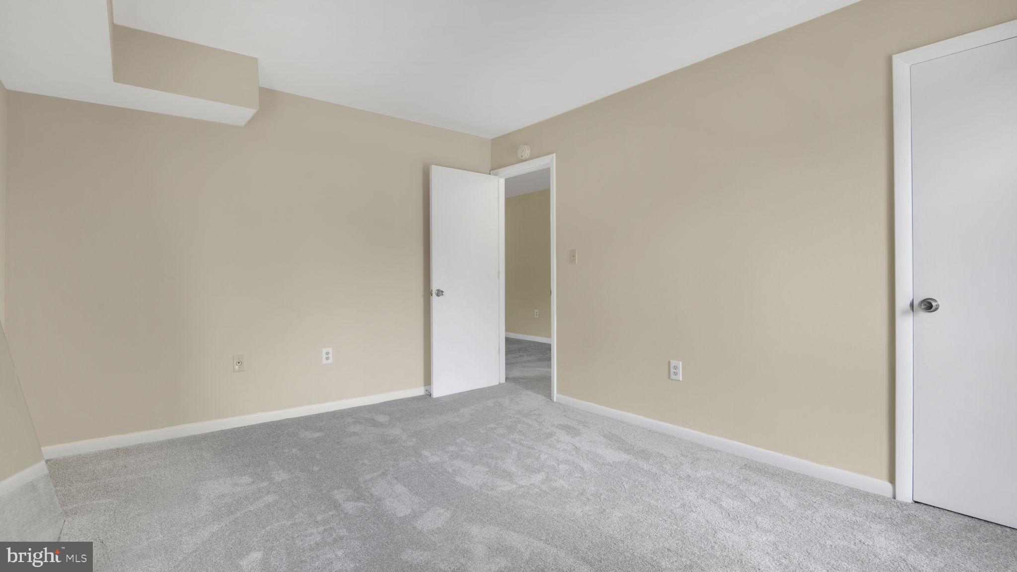 9653 White Acre Road, Unit B2 Columbia, MD 21045 - Photo 15 of 16 Gallery Image 15