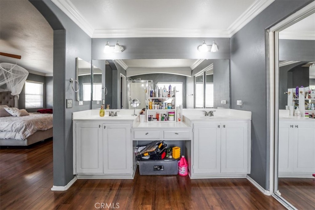 29061 La Ladera Road Menifee, CA 92584 - Photo 30 of 57 Dual sinks with vanity