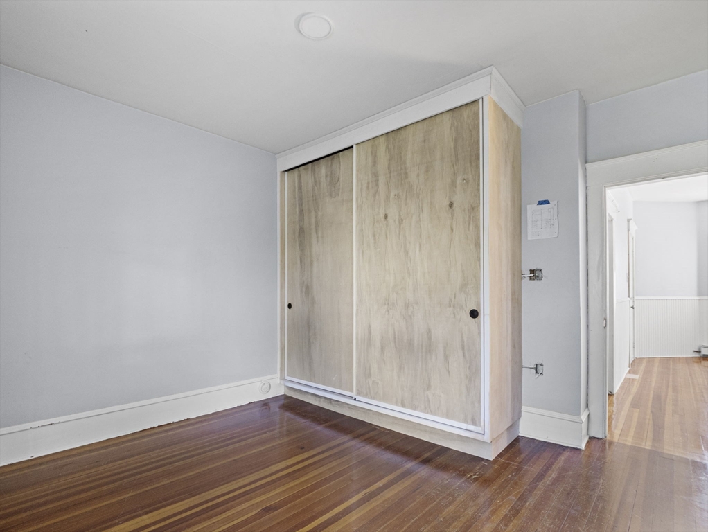 306 Mott Street Fall River, MA 02721 - Photo 7 of 42