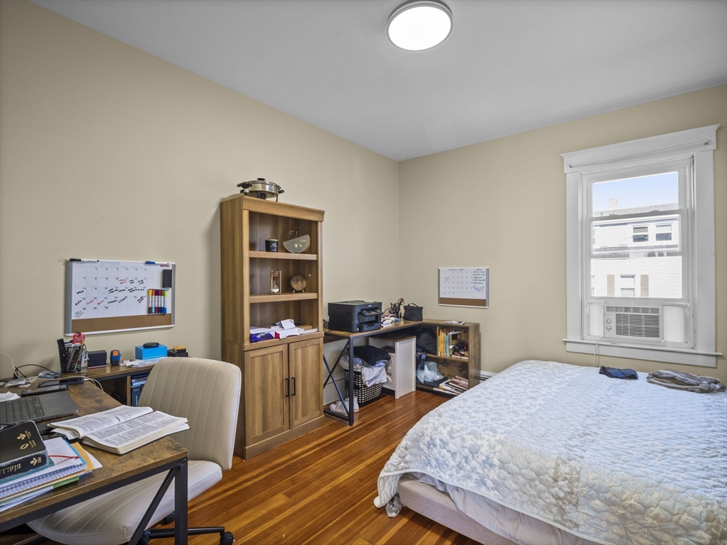 306 Mott Street Fall River, MA 02721 - Photo 9 of 42