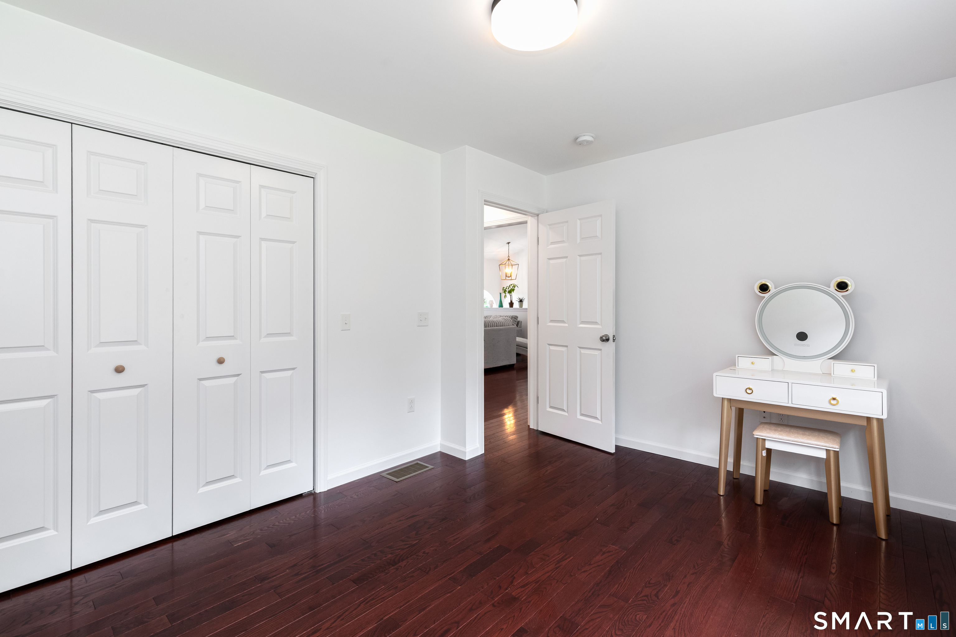 76 Beach Road Wolcott, CT 06716 - Photo 16 of 28