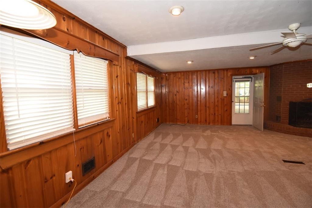 3655 County Home Road Conover, NC 28613 - Photo 10 of 32 Gallery Image 10