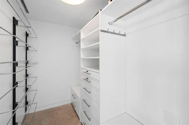 $7,370,000 | 1643 Brickell Avenue, Unit 4102, Miami, FL 33129