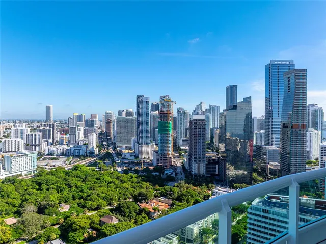 $7,370,000 | 1643 Brickell Avenue, Unit 4102, Miami, FL 33129
