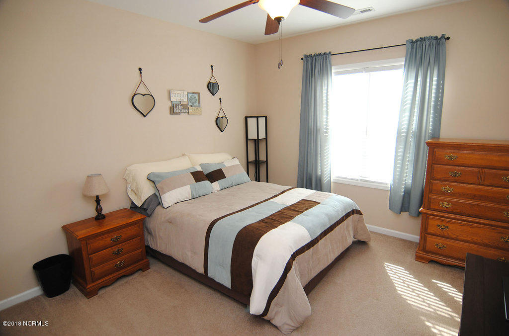 976 Washington Acres Road Hampstead, NC 28443 - Photo 15 of 25 DSC_5223