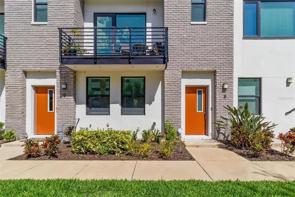 $4,200 | 2511 Grady Avenue North, Unit 8, Tampa, FL 33607