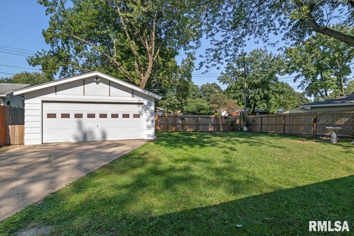 68 Delmar Drive Springfield, IL 62703 - Photo 26 of 30
