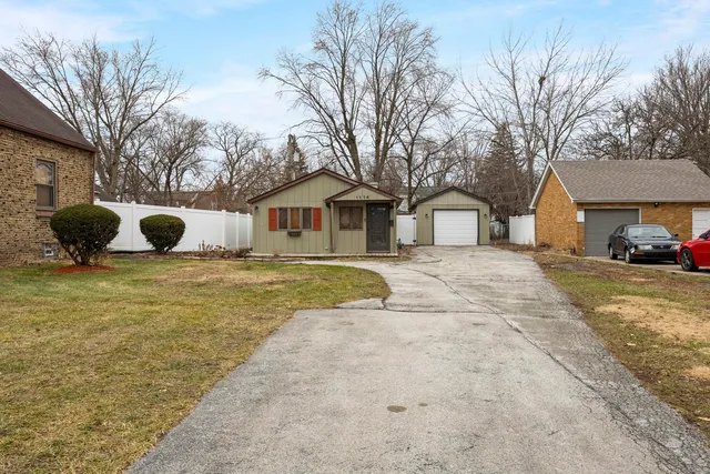 $150,000 | 1114 Ashland Avenue, Chicago Heights, IL 60411