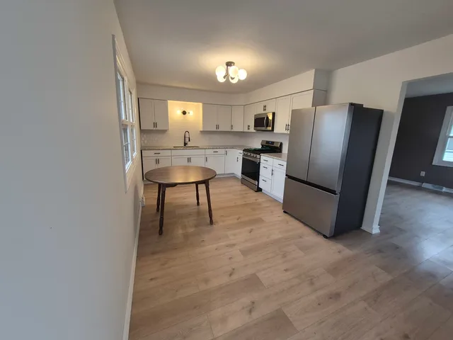 $163,500 | 218 West 10th Street, Streator, IL 61364