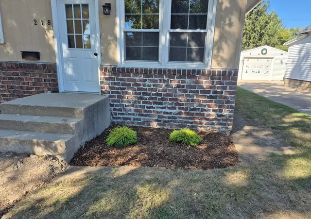 $163,500 | 218 West 10th Street, Streator, IL 61364