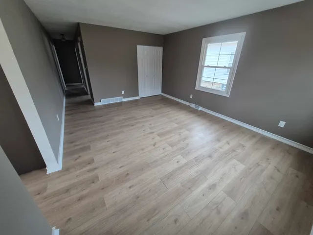 $163,500 | 218 West 10th Street, Streator, IL 61364