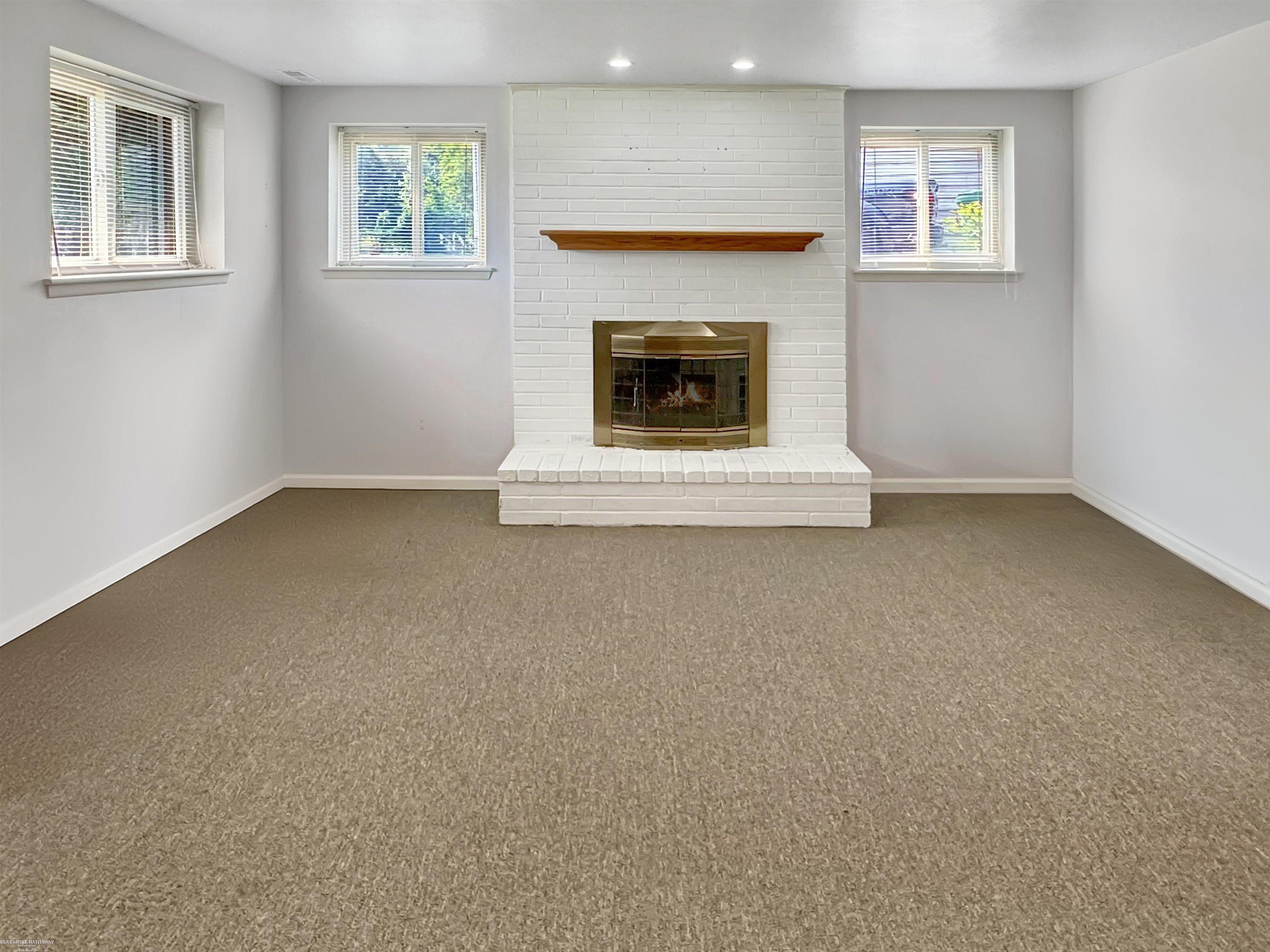 48219 Menter Street Chesterfield, MI 48047 - Photo 21 of 25