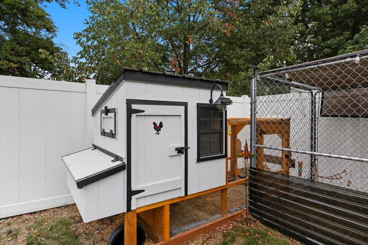 5122 North Burns Road Spokane Valley, WA 99216 - Photo 34 of 40 Gallery Image 34