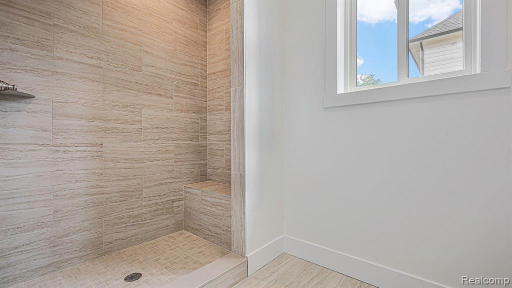 6115 Sheldon Road Rochester Hills, MI 48306 - Photo 20 of 36
