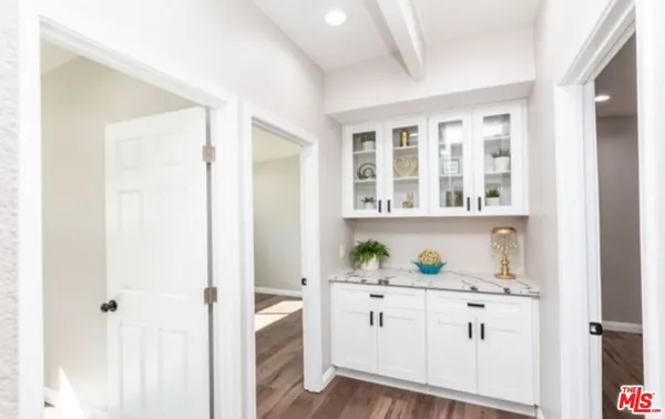 $3,925 | 526 West Ash Avenue, Fullerton, CA 92832