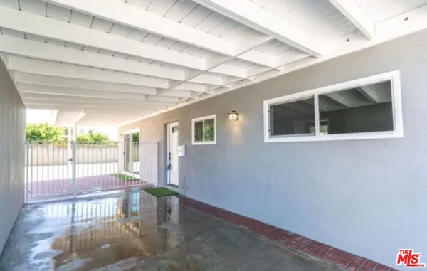 $3,925 | 526 West Ash Avenue, Fullerton, CA 92832