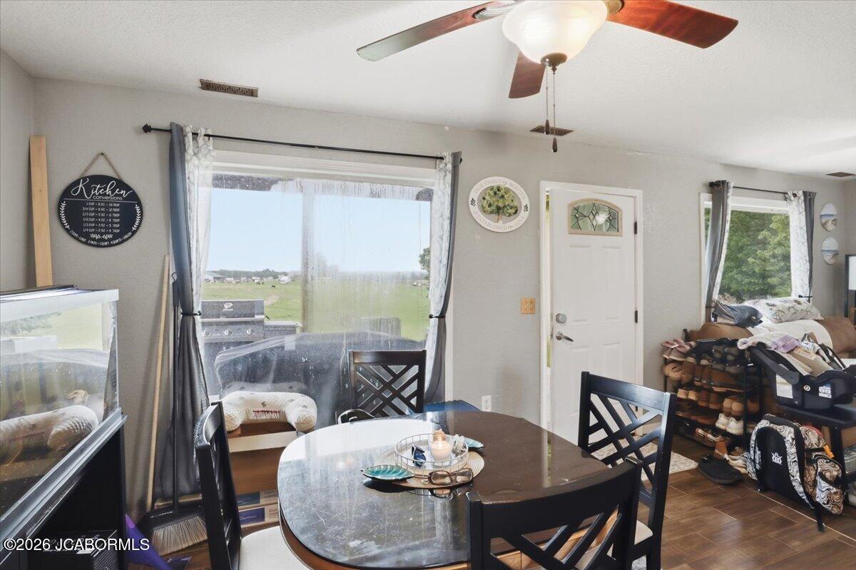 6453 North Circle Road Stover, MO 65078 - Photo 6 of 37 13-009_MG_9565