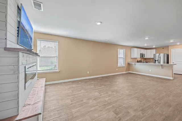 $329,000 | 120 Clear Tide Drive, Summerville, SC 29486