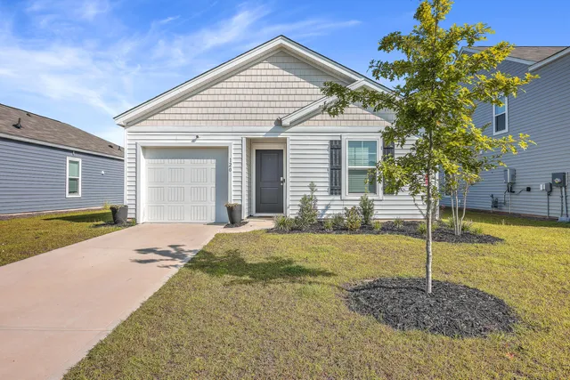 $329,000 | 120 Clear Tide Drive, Summerville, SC 29486