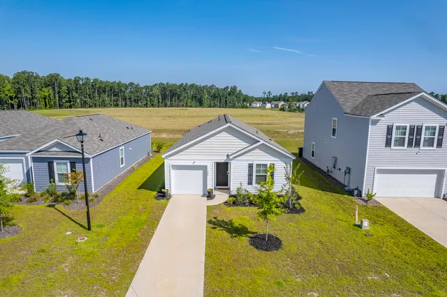 $329,000 | 120 Clear Tide Drive, Summerville, SC 29486