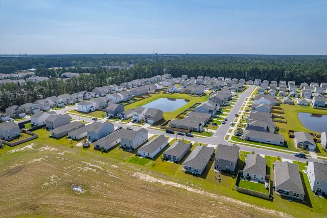$329,000 | 120 Clear Tide Drive, Summerville, SC 29486