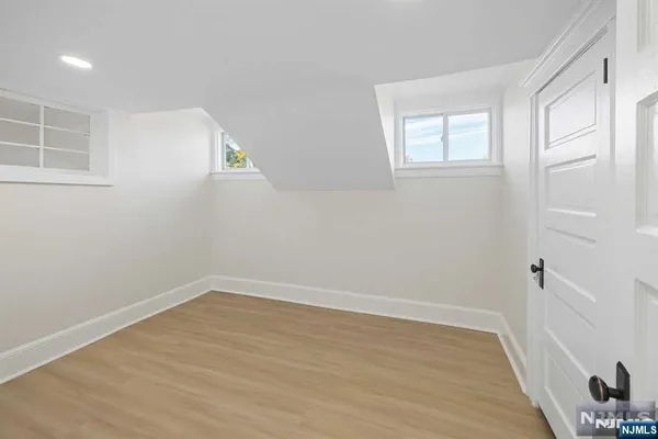 $2,975 | 101 Southern Parkway, Unit 2, Ridgewood, NJ 07450