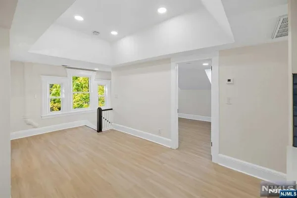 $2,975 | 101 Southern Parkway, Unit 2, Ridgewood, NJ 07450