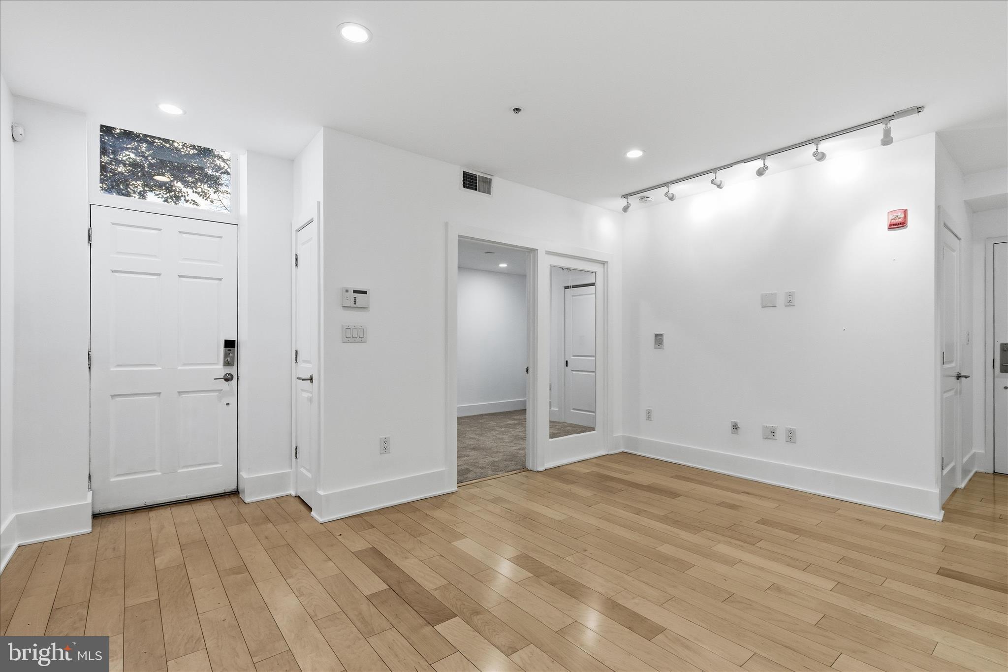 2818 Connecticut Avenue Northwest, Unit 5 Washington, DC 20008 - Photo 6 of 26 a view of an empty room