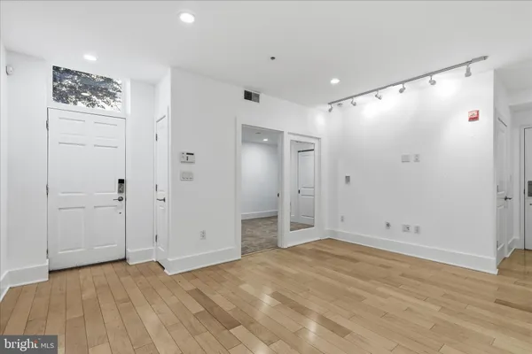 $499,998 | 2818 Connecticut Avenue Northwest, Unit 5, Washington, DC 20008