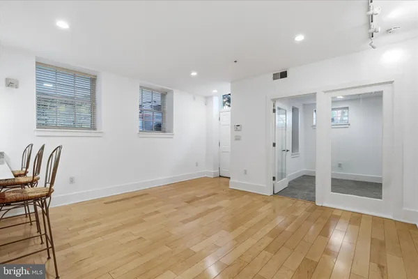 $499,998 | 2818 Connecticut Avenue Northwest, Unit 5, Washington, DC 20008