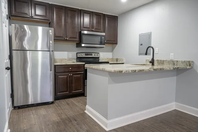 $2,150 | 225 South Main Street, Unit 7, Haverhill, MA 01835