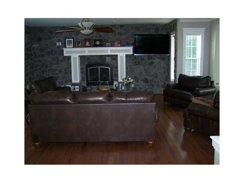 301 Log Road Smithfield, RI 02917 - Photo 4 of 6 Other.