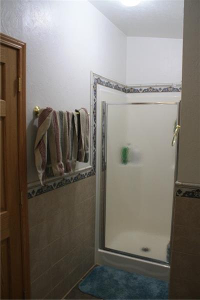 120 Kelly Road Butler, PA 16001 - Photo 14 of 18