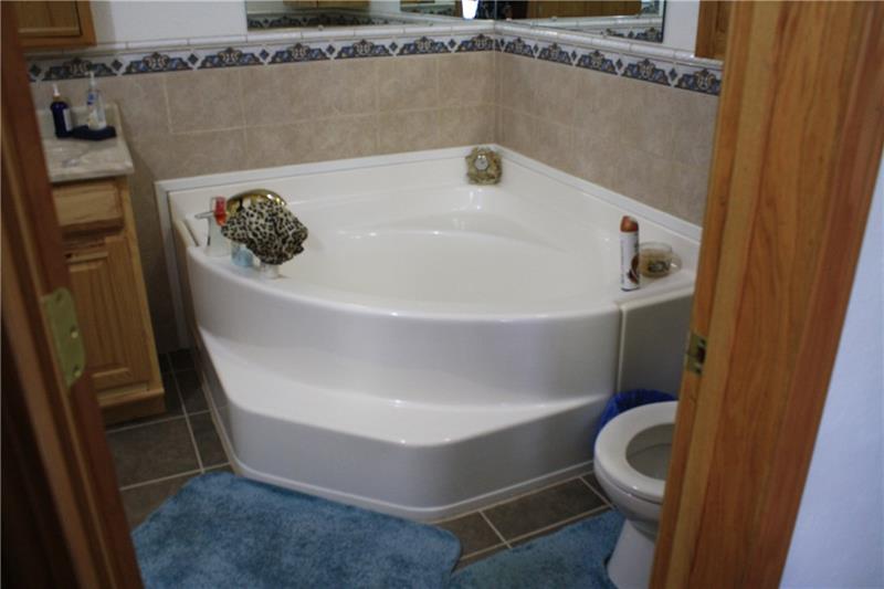 120 Kelly Road Butler, PA 16001 - Photo 16 of 18