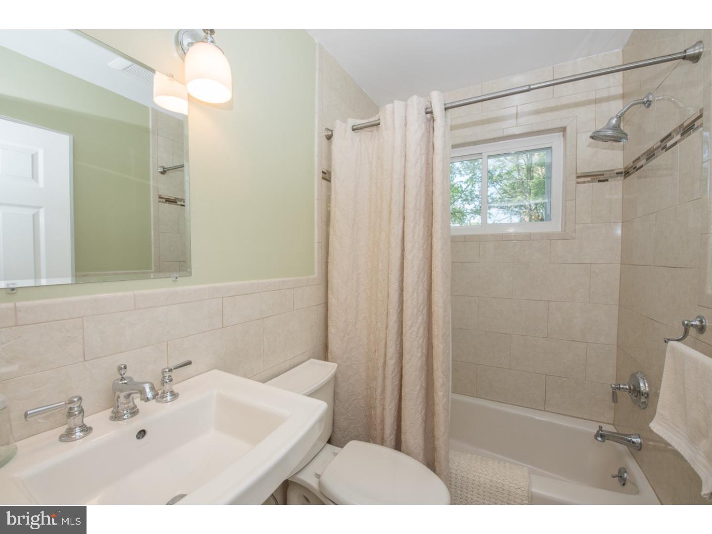 1840 London Road Abington, PA 19001 - Photo 17 of 24 Gallery Image 17