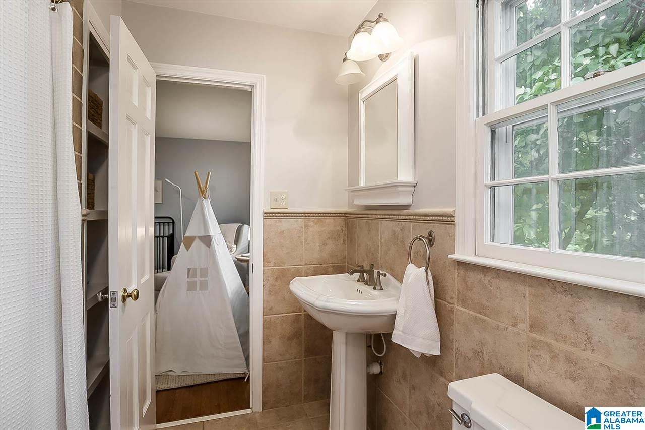 3845 Spring Valley Road Birmingham, AL 35223 - Photo 30 of 49