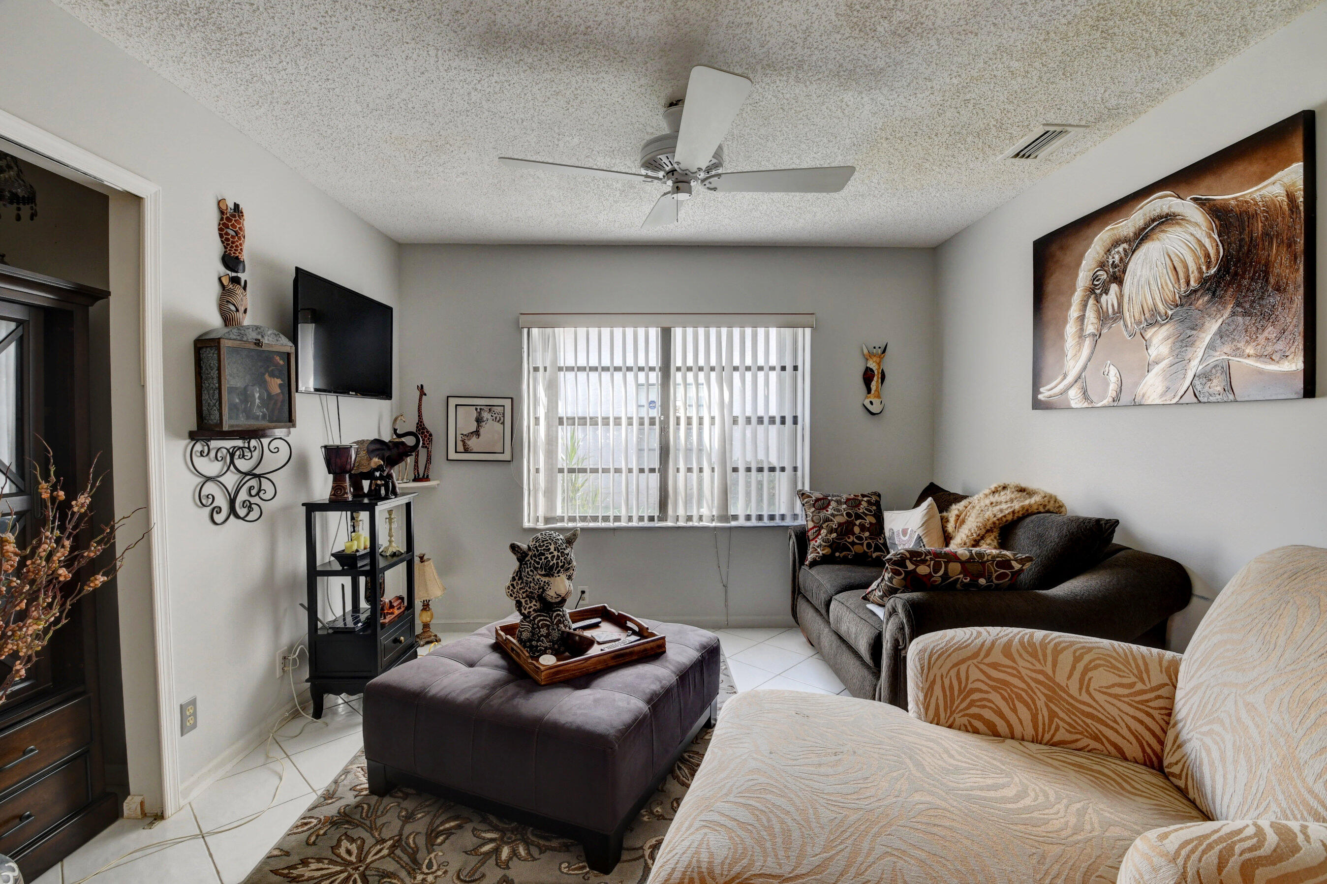 10119 Camelback Lane Boca Raton, FL 33498 - Photo 11 of 54 DSC_4339_40_41_42_43