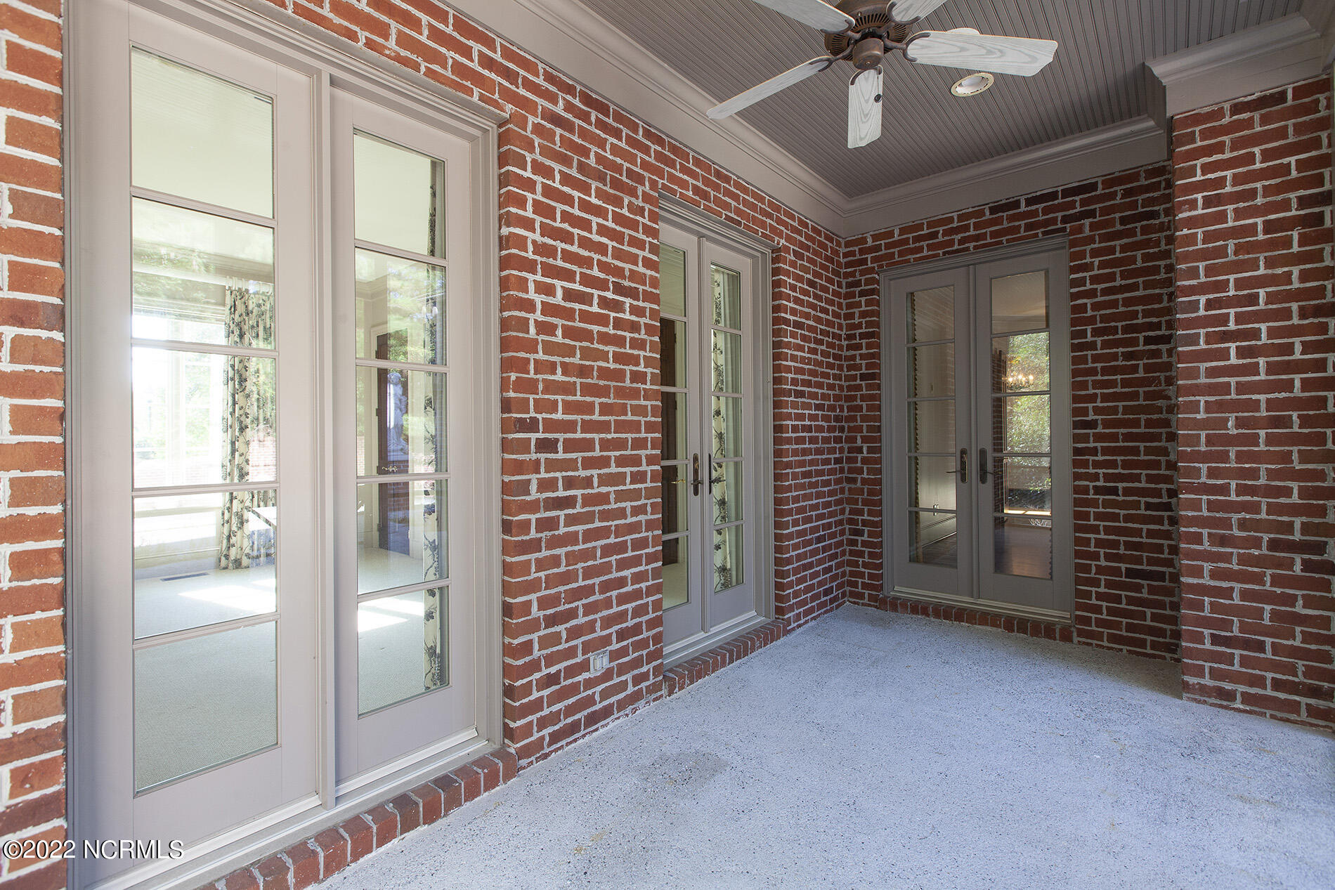 837 Gull Point Road Wilmington, NC 28405 - Photo 34 of 61 Gull-Point-837-13mprch-Sam_4554