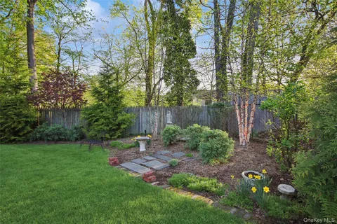 a view of outdoor space