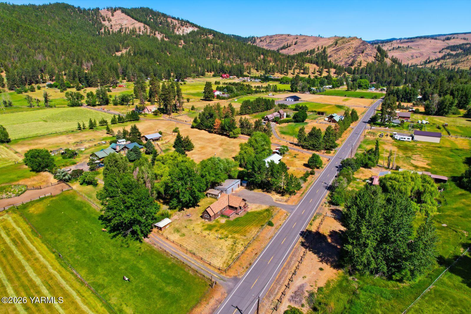 3780 Nile Road Naches, WA 98937 - Photo 37 of 43 a view of a city