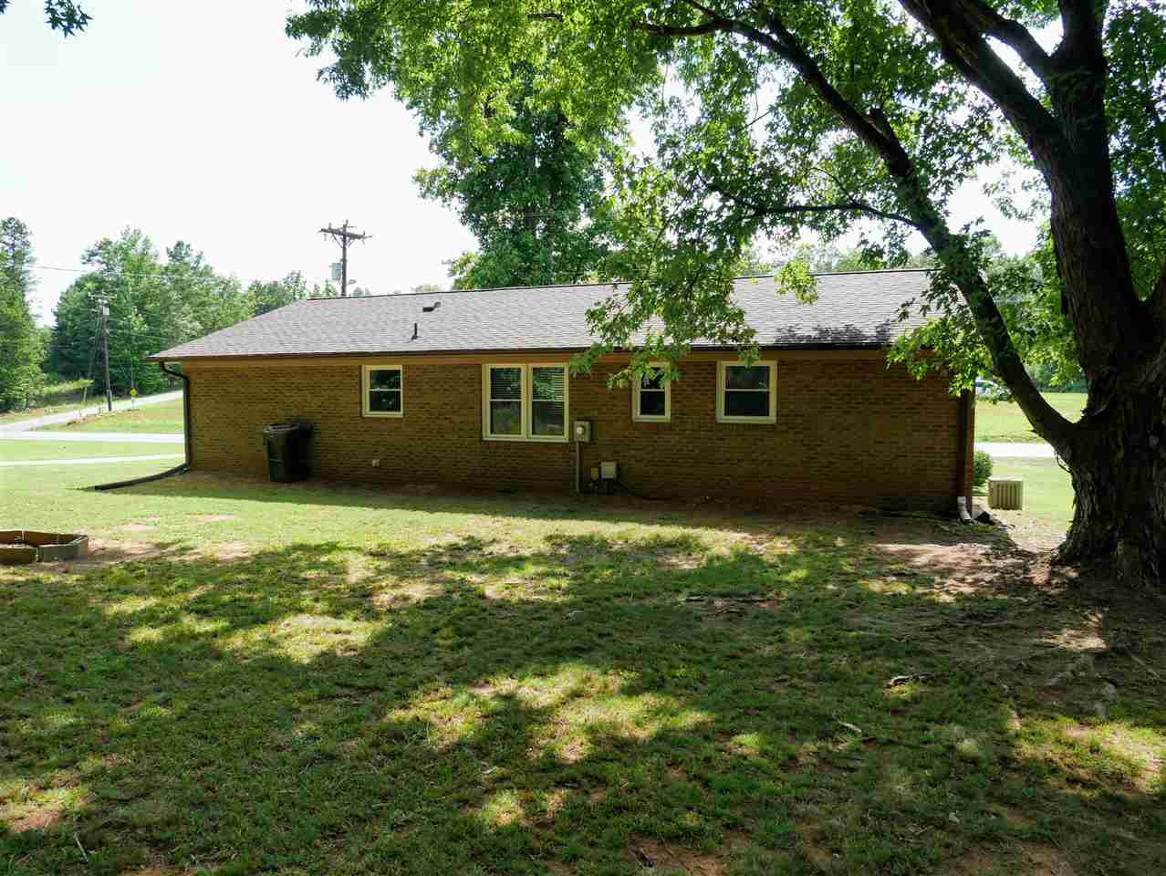 610 South Green River Road Gaffney, SC 29341 - Photo 16 of 17