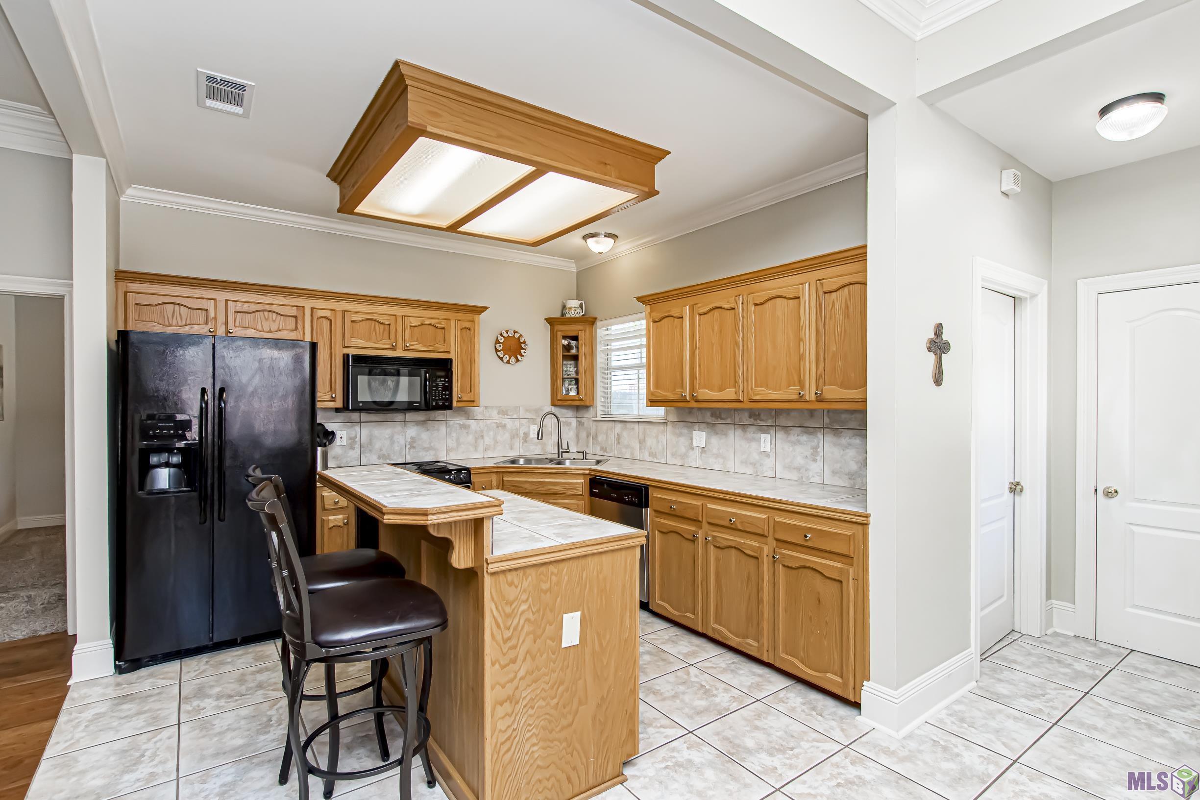10580 Springglen Court Baton Rouge, LA 70810 - Photo 2 of 27 Gallery Image 2