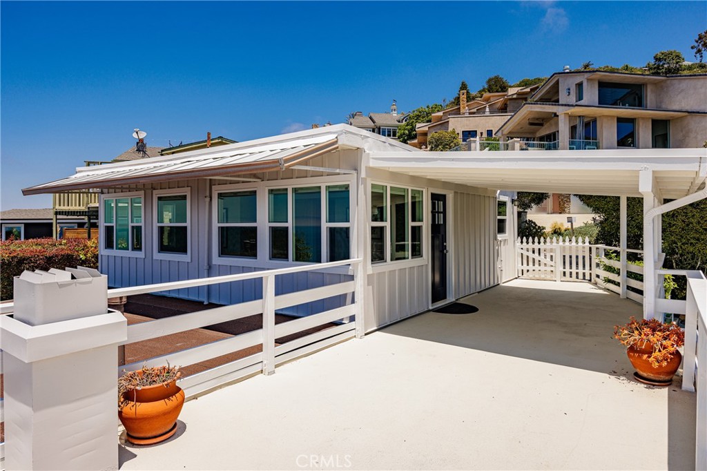 2260 Crestview Drive, Unit B Laguna Beach, CA 92651 - Photo 15 of 21 a front view of a house with a large window
