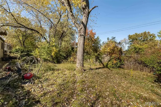 $115,000 | 1427 Fairmeadows Lane, St. Louis, MO 63138