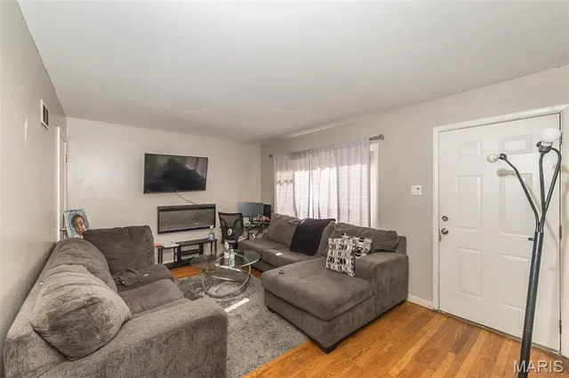 $115,000 | 1427 Fairmeadows Lane, St. Louis, MO 63138