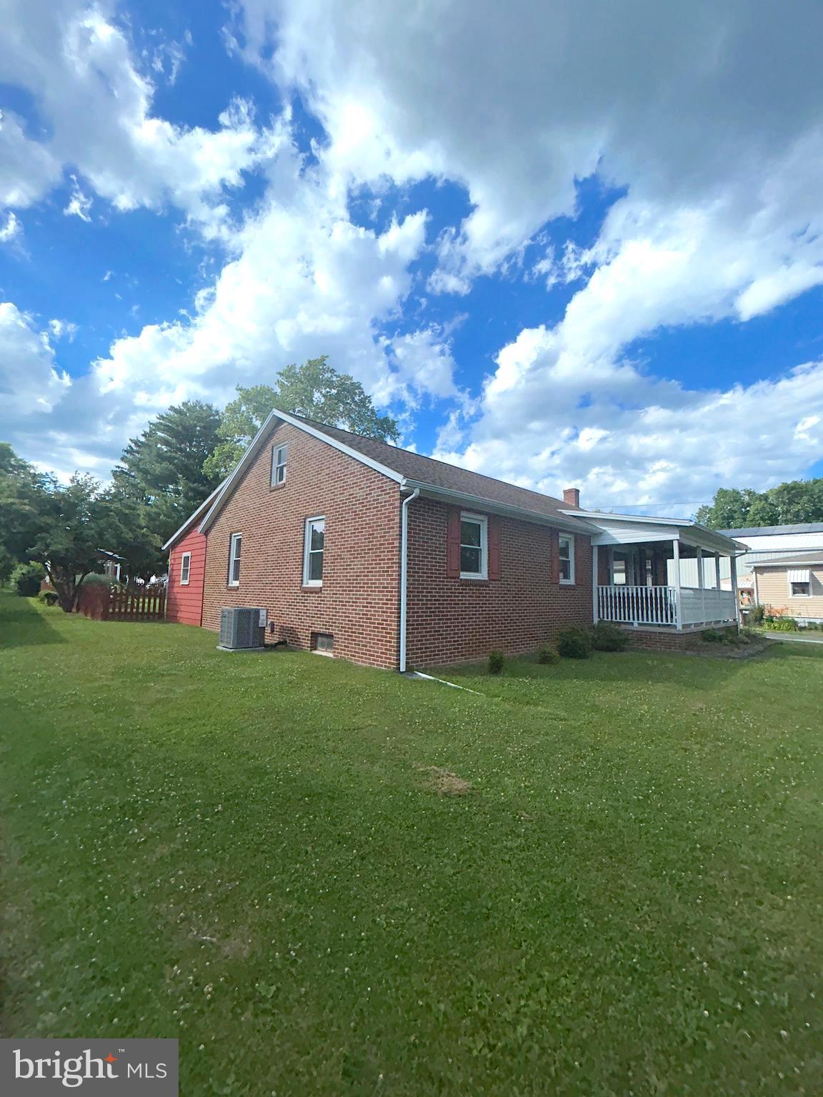 211 West Main Street Fairfield, PA 17320 - Photo 2 of 34