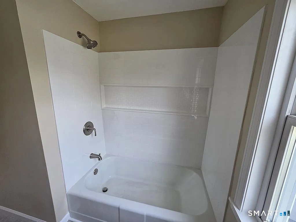 70 Bristol Road Windsor Locks, CT 06096 - Photo 11 of 14